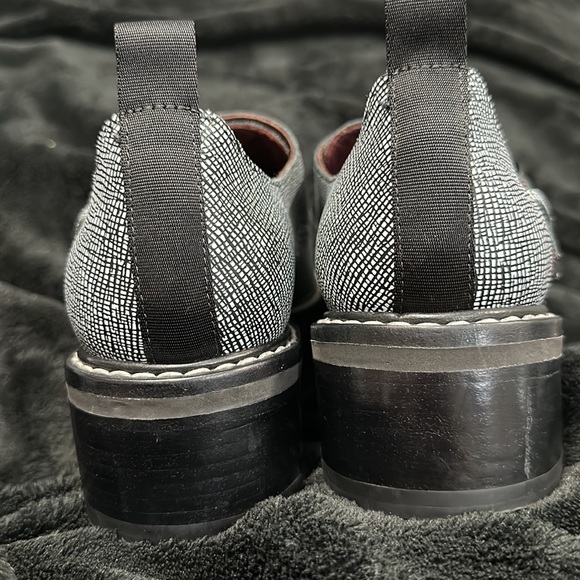 Womens Rag & Bone NY Konrad Monk Strap Embossed Leather Oxfords Gray/Black Sz 8 - Picture 13 of 13